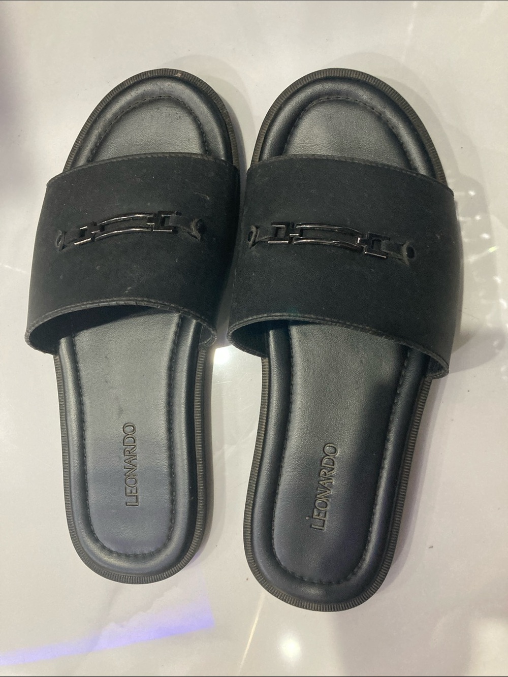 Leonardo Black Slide Sandals for Women